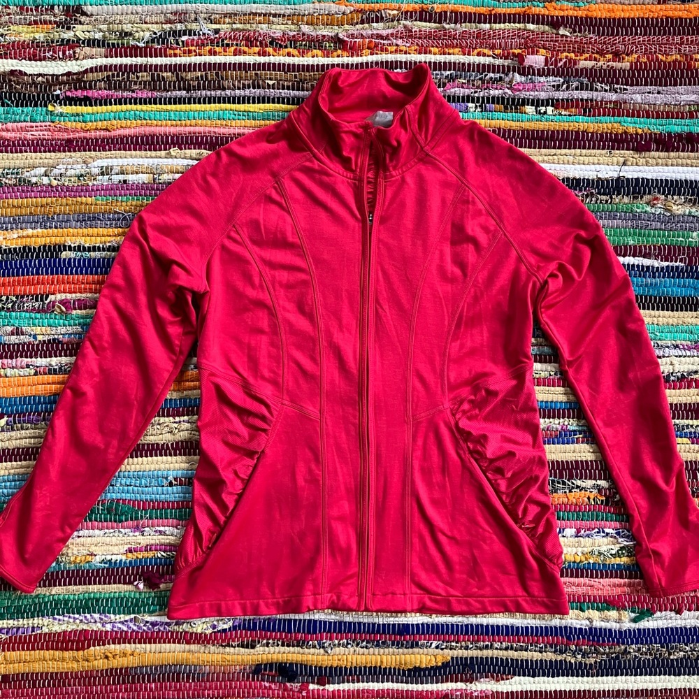 Athleta ~ Magenta full zip top with pockets